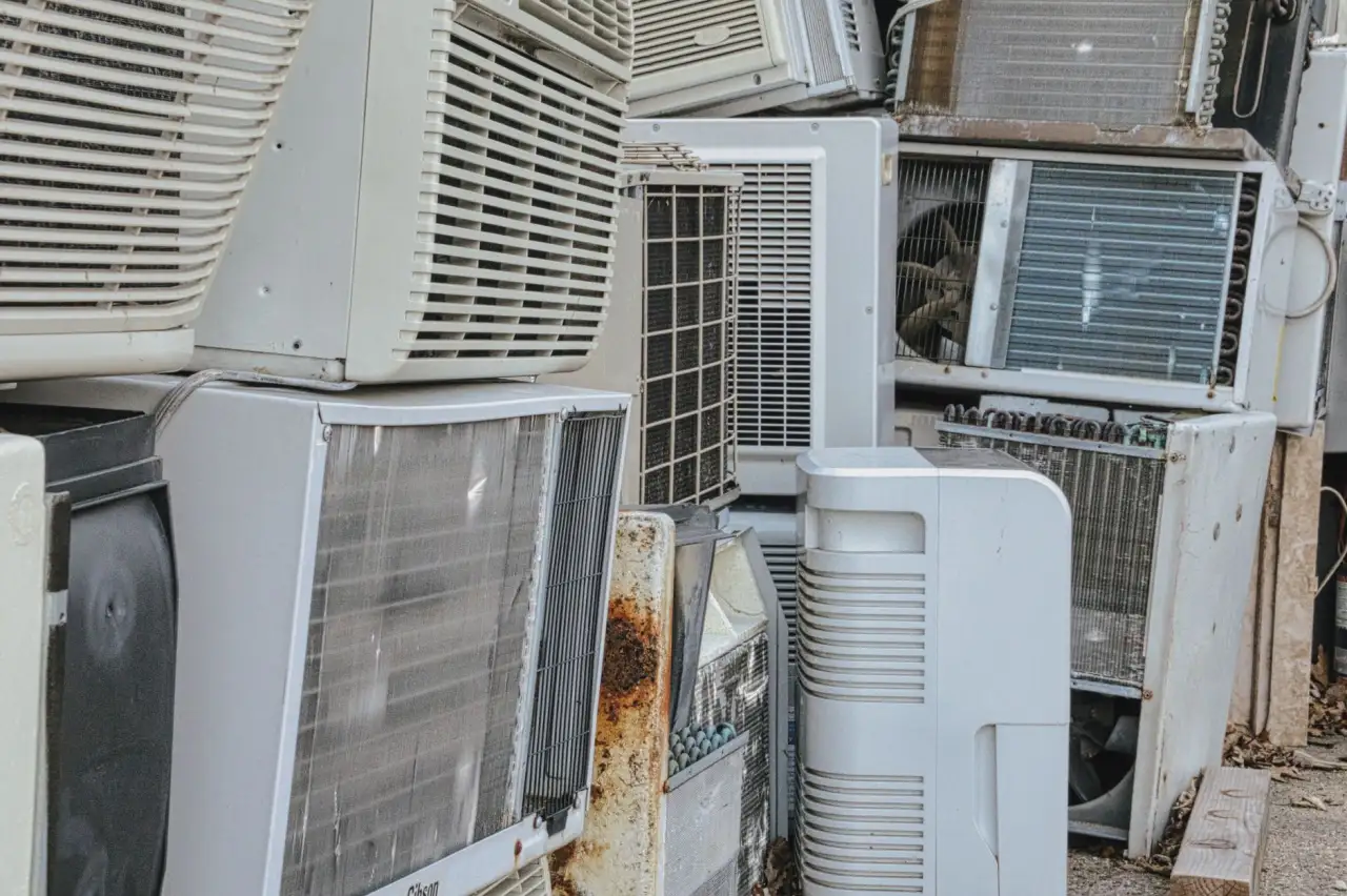 上海佰历展示架与台卡产品型号参数对比分析